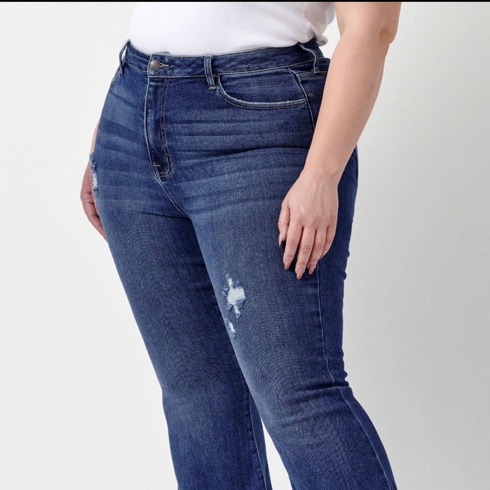 Cello jeans, new with tags! Boutique closing!!